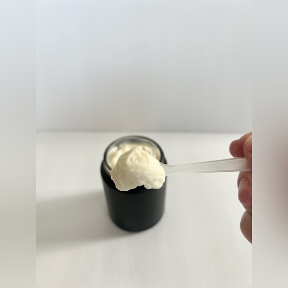 Handcrafted 100% Beef Tallow Moisturizer 4 oz with Emu Oil, Niacinamide and More - Picture 3 of 5